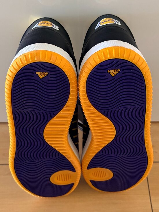 Adidas NBA Lakers Courtside II Men\'s Shoes, US size 11.5 NEW main image 12